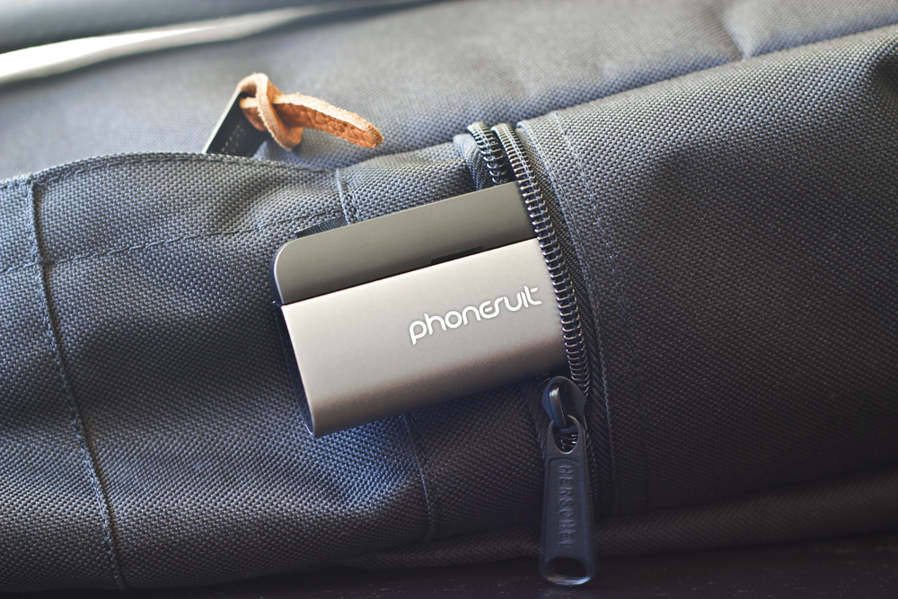 Phonesuit - Flex Pocket Charger with Micro USB Connector 2,600 mAh Power Bank