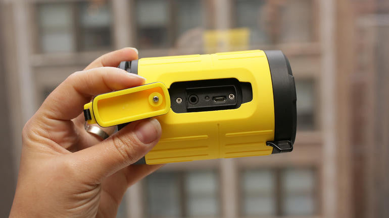 Scosche - boomBOTTLE H2O Bluetooth Speaker